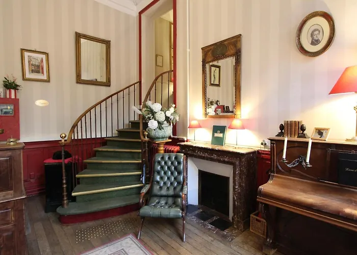 ホテル オテル ショパン 2*