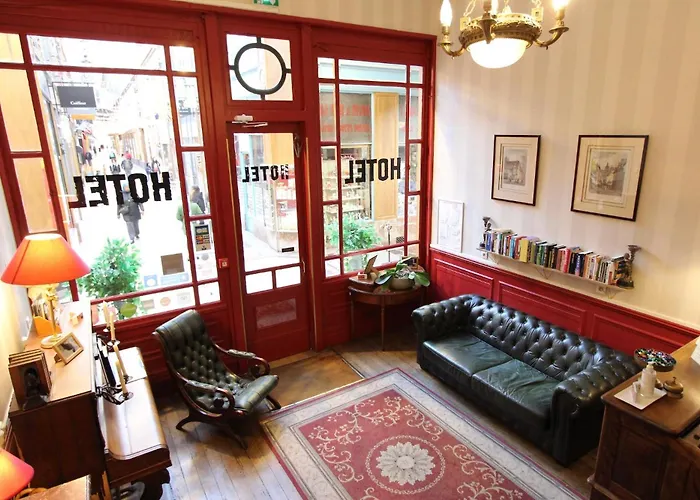 オテル ショパン ホテル 2*