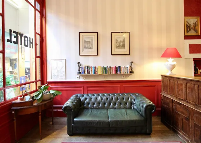 オテル ショパン 2*